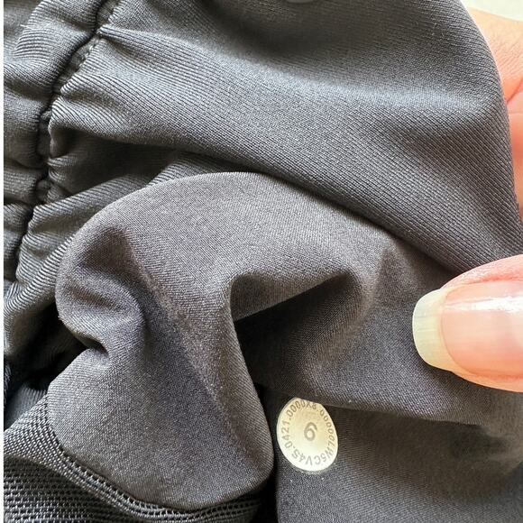 Lululemon Black Stretch High Rise Jogger Drawstring Waist Banded Hem 6 - Picture 9 of 13